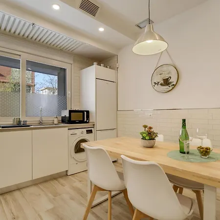 Apartmán Naypa With Free Parking *